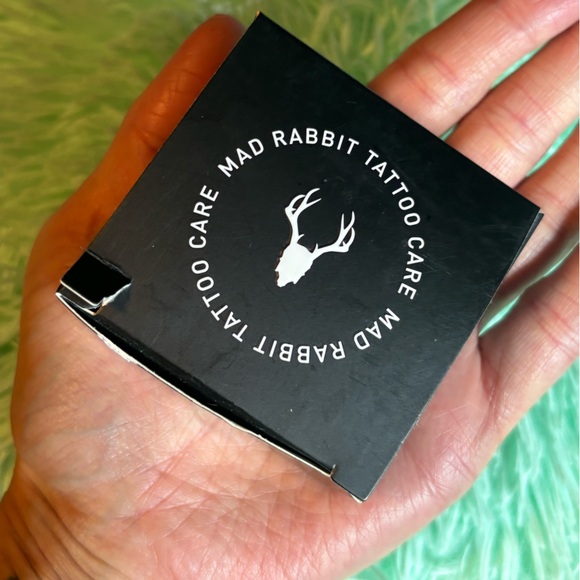 Mad Rabbit Tattoo Balm - Picture 4 of 5